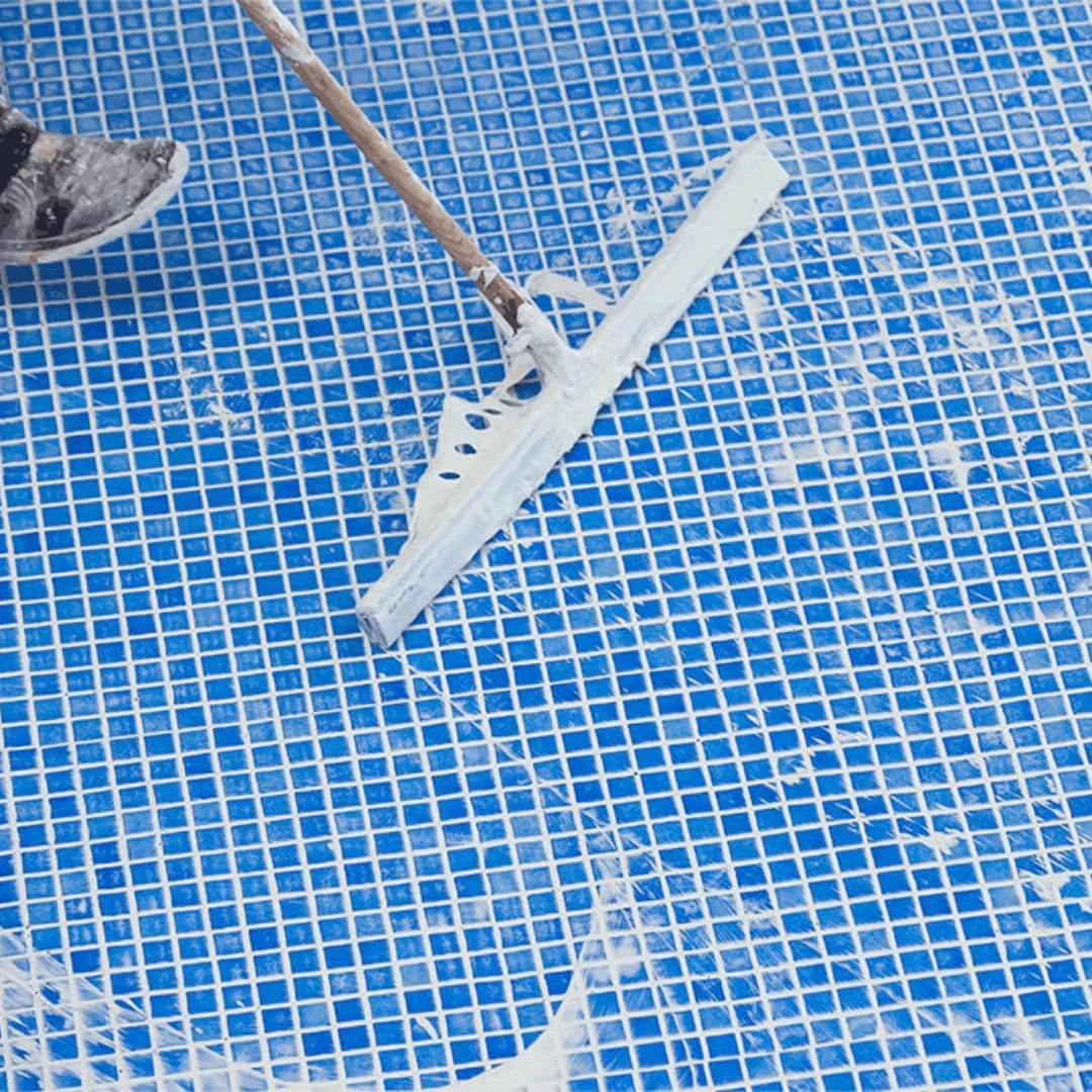 Swimming Pool Tile Cleaning